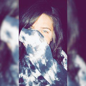 Meet your Posher, Abigail